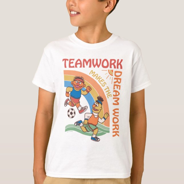 Camiseta Rua Sésamo | Trabalho em equipe Ernie & Bert (Frente)