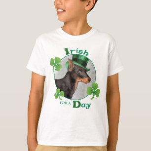 Camiseta Rua, Toy Manchester Terrier do dia de Patrick