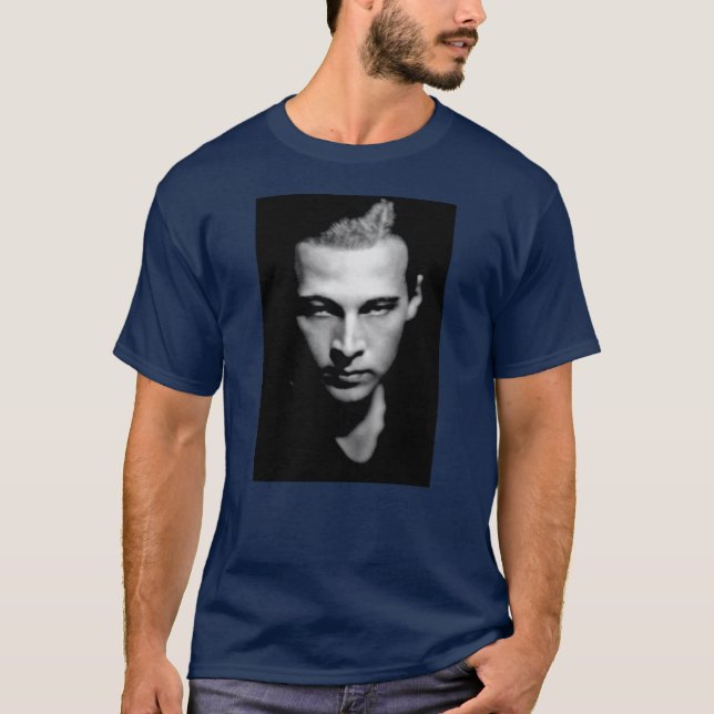 Camiseta Rudolph Valentino Preto e Branco (Frente)