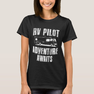 Camiseta RV Pilot Camping Adventure Awaits Motorhome Travel