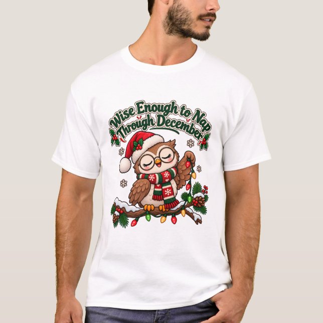 Camiseta Sábio o Suficiente para Dormir Durante o Natal Cor (Frente)