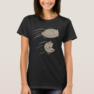 Camiseta Sacos de Feijão em Movimento   Cornhole