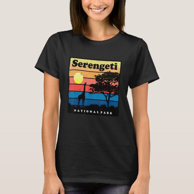 Camiseta Safari Giraffe Serengeti África Parque Nacional Ta (Frente)
