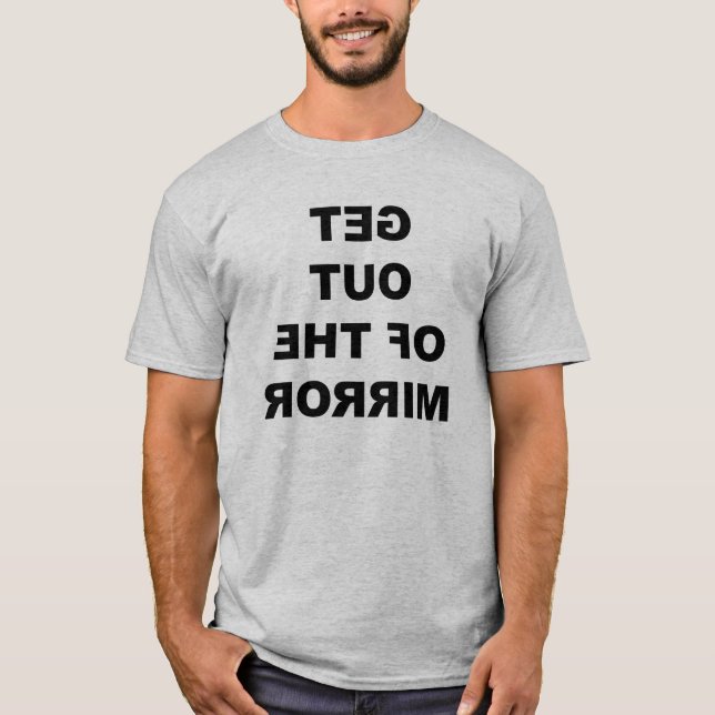 Camiseta Saia do espelho da camiseta. (Frente)