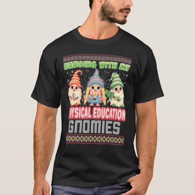 Camiseta Saindo Com Minha Educação Física Gnomias Feias Sw (Frente)