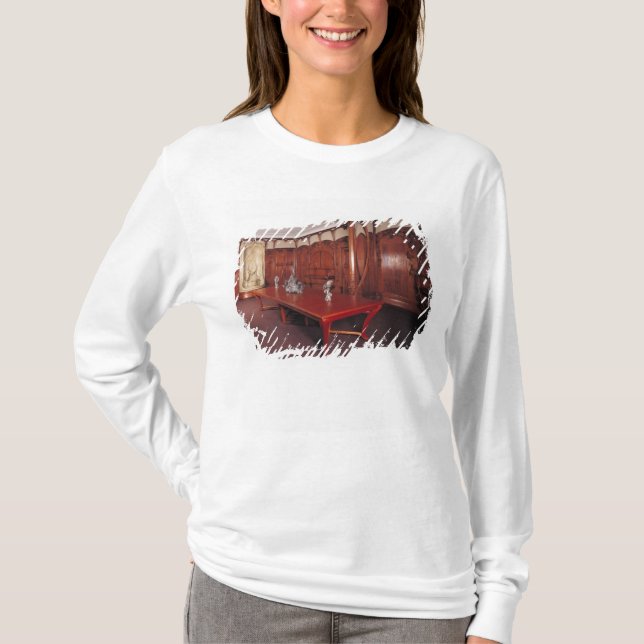 Camiseta Sala de jantar que pertence a Adrien Benard (Frente)