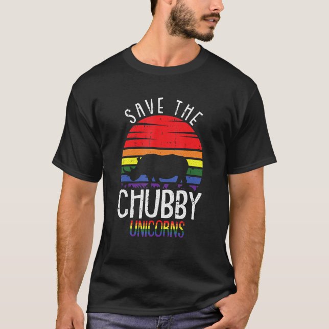 Camiseta Salve O Chubby Orgulho gay Rhino Lgbt Q Pro (Frente)