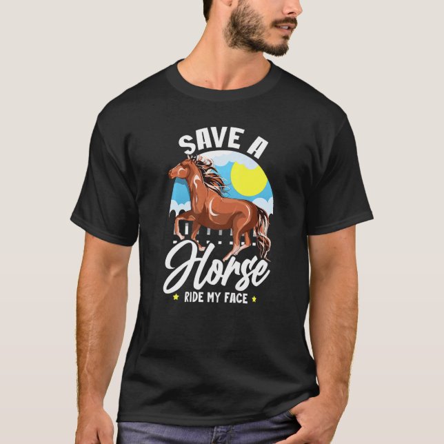 Camiseta Salve Um Cavalo Passeando Minha Cara Dizendo Caval (Frente)