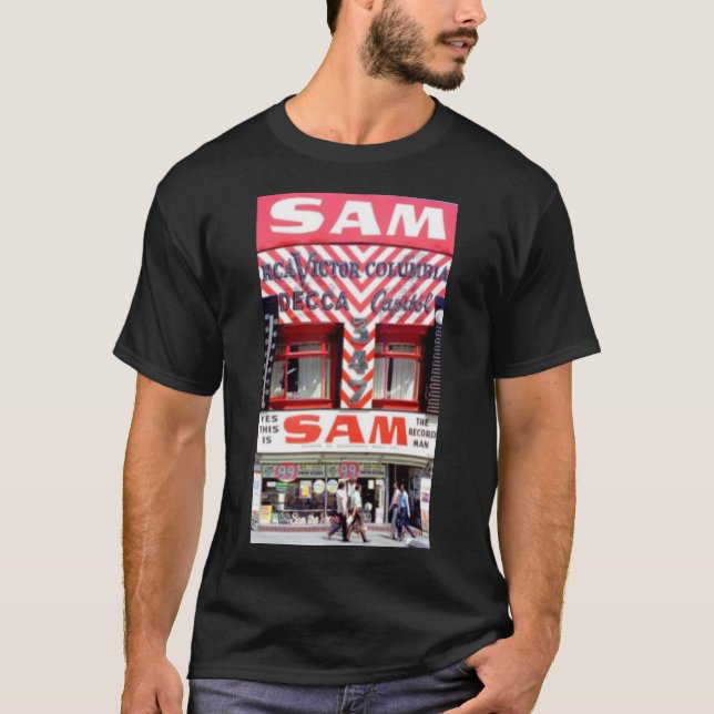 Camiseta Sam - Rua Yonge 347 (Frente)