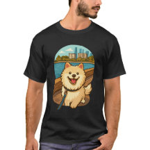 Samoyed Feliz Passeando pela Orla da Cidade