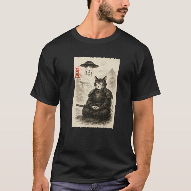 Camiseta Samurai Cat Alien UFO Funny Invasion Meme Sumi e J (Frente)