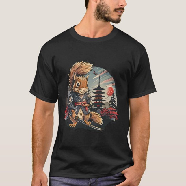 Camiseta Samurai Squirrel Japonês Art Pagoda Temple Japane (Frente)