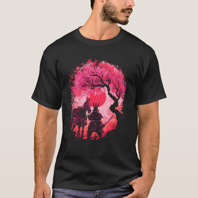 Camiseta Samurai Warrior Red Moon Cherry Blossom (Frente)