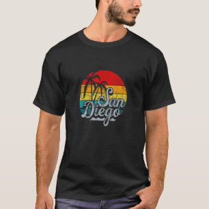 Camiseta San Diego California Beach Palm Trees Surfing Suma