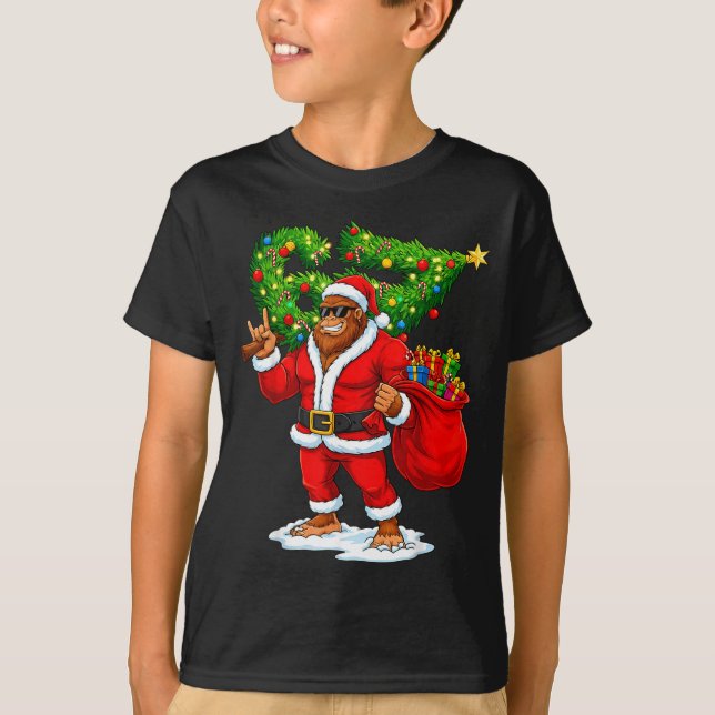 Camiseta Santa Bigfoot 67 Meme Funny Six Seven Christmas Ho (Frente)