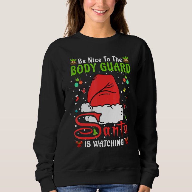 Camiseta Santa Xmas Pajamas Be Nice To The Body Guard Chris (Frente)