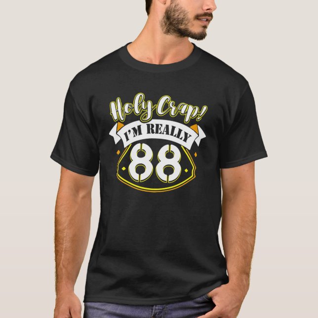 Camiseta Santo Deus, tenho 88 anos, 88 anos, presente de an (Frente)