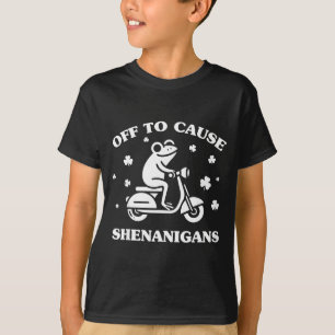 Camiseta Sapo fora para causar travessuras dia de são patrí