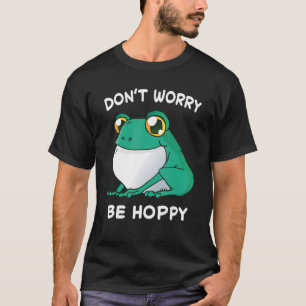 Camiseta Sapo não se preocupe com o sapo pegando anfíbio