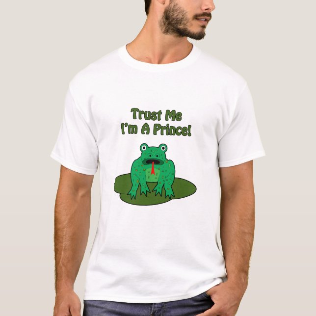 Camiseta Sapo Verde - Confie em mim, sou um Príncipe! (Frente)