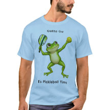 Sapo Verde Servindo um Pickleball