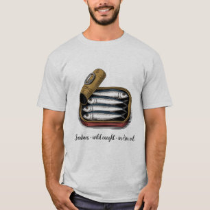 Camiseta Sardinhas com palha — Verão retrô gráfico para hom