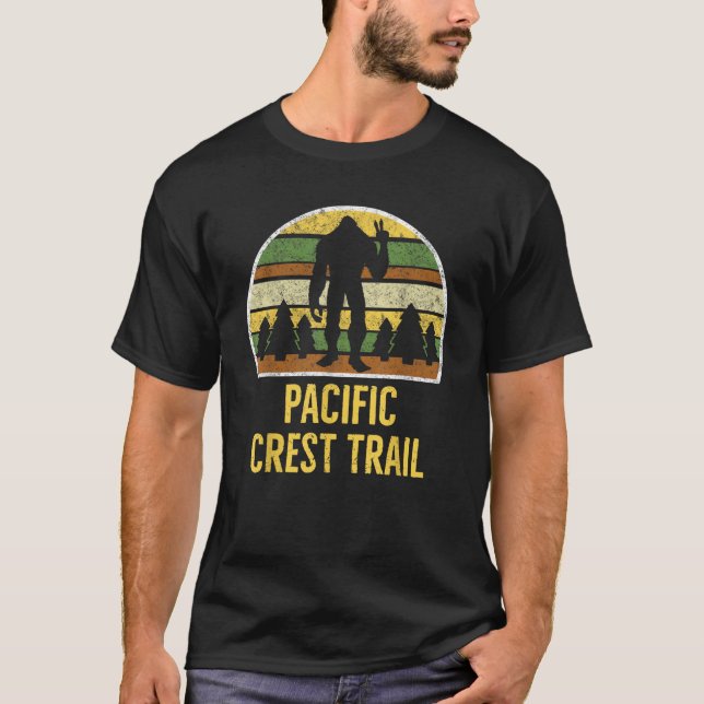 Camiseta Sasquatch de caminhada (Frente)