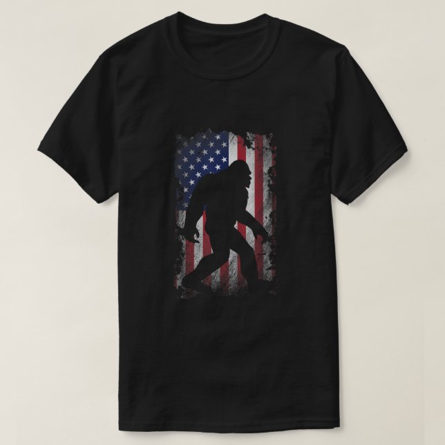 Camiseta Sasquatch T S - Bandeira Americana Incomodada Amer (Frente do Design)