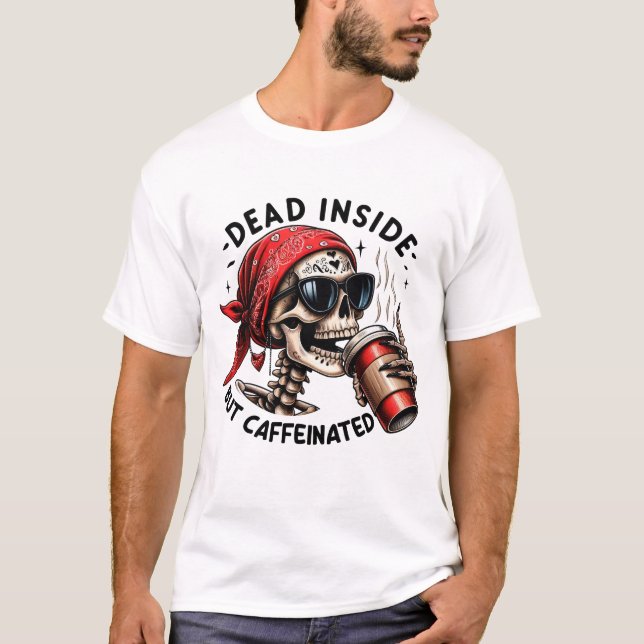 Camiseta Sass Esqueletal: Humor de Além do Grave (Frente)