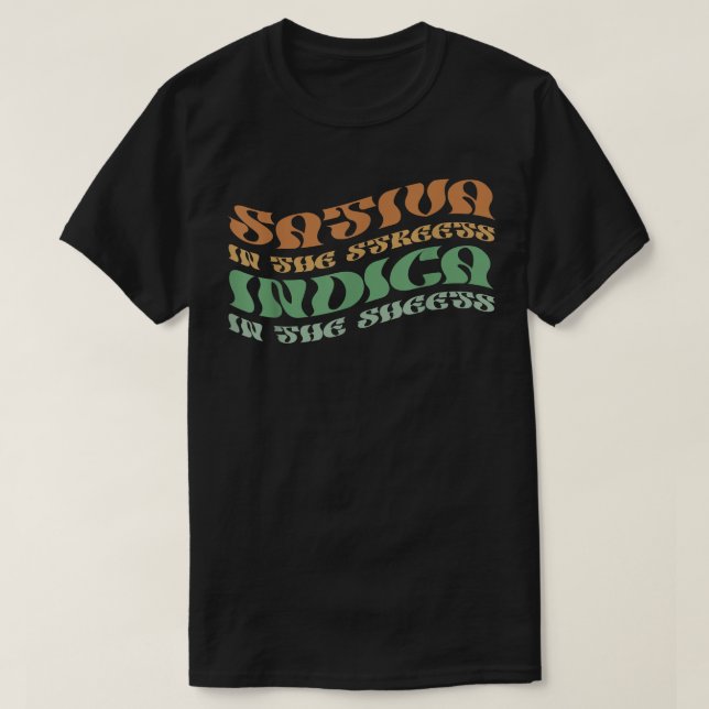 Camiseta Sativa Nas Ruas Indica Nas Folhas Psicadas (Frente do Design)