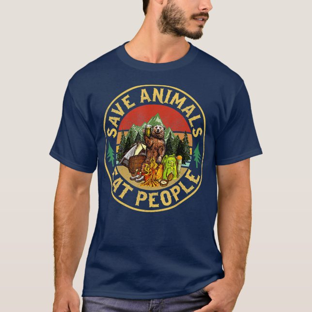 Camiseta Save Animals Eat People Bear Driking Beer (Frente)