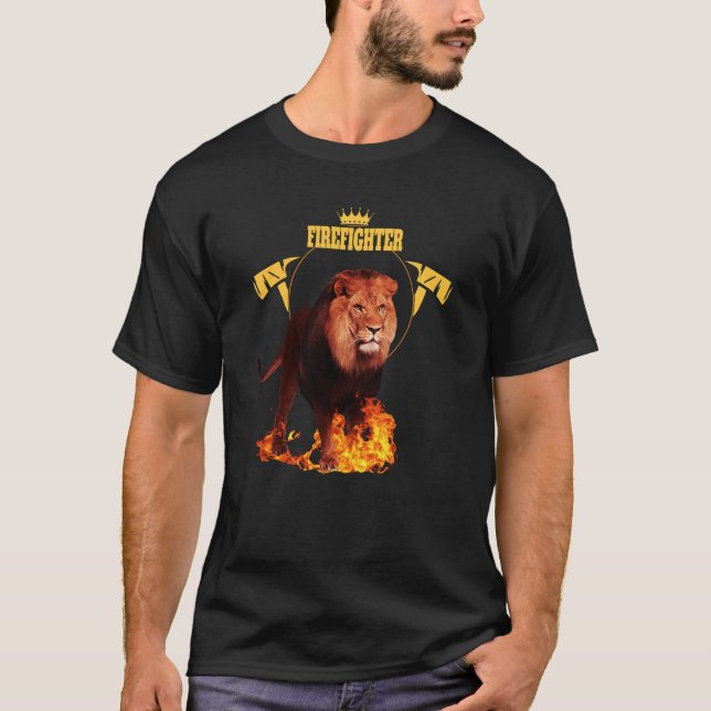 Camiseta Saying firefighter firefighter lion hero king of f (Frente)