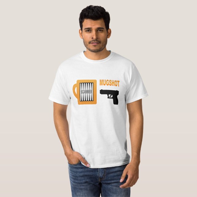 Camiseta Scammer's Mugshot (Frente Completa)