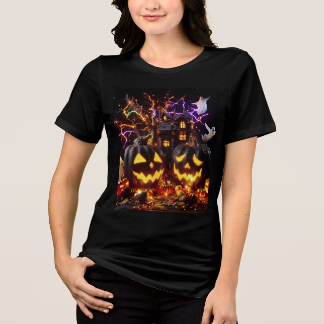 Camiseta 🦇 Scense de Halloween Spooky 🎃 com Assombração � (Frente)
