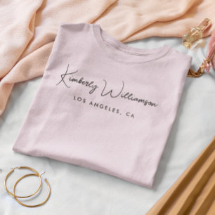 Camiseta Script de Assinatura de Negócios Chic Rosa