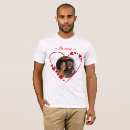 Camiseta Script Retro 'Be Mine' e Foto de Coração Esboçado
