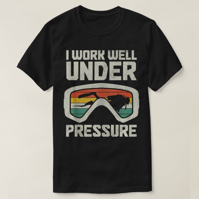 Camiseta Scuba Merging Vintage Funny Scuba Diver (Frente do Design)