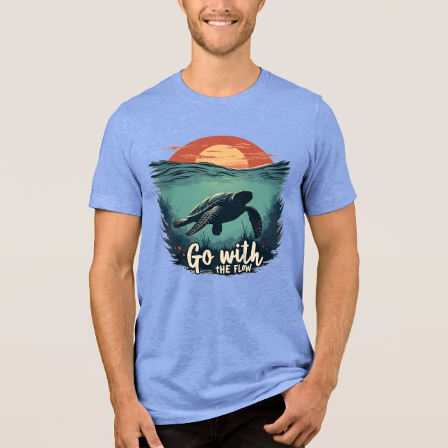Camiseta Sea Turtle Underwater Go With The Flow Quote (Frente)