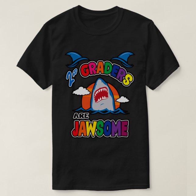 Camiseta Segundo ano de regresso à escola de tubarões (Frente do Design)