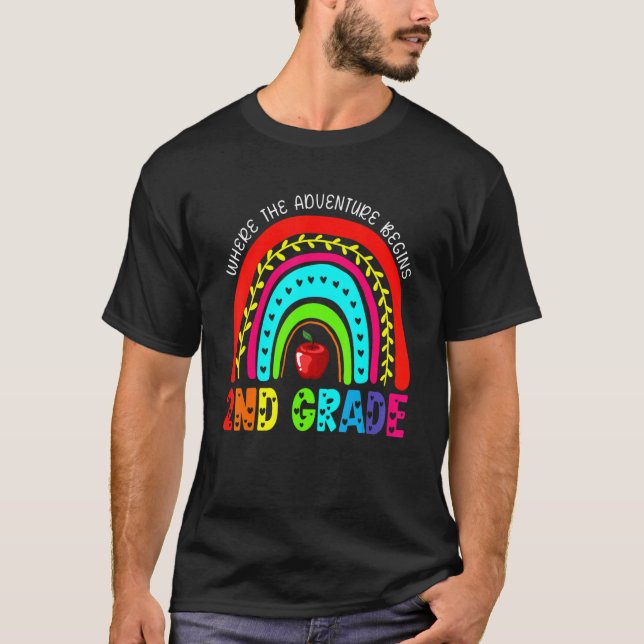 Camiseta Segundo Arco-Íris Cuto Grau De Início Da Aventura (Frente)