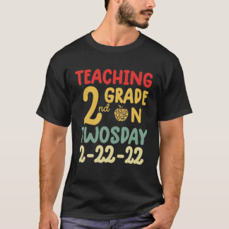 Camiseta Segundo De Ensino Na Quinta-Feira 2/22/2022 Towday