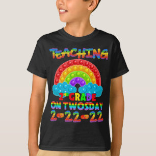 Camiseta Segundo De Ensino No Dia 2-22-22 22 De Fevereiro
