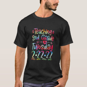 Camiseta Segundo De Ensino No Dia 2-22-22 22 De Fevereiro