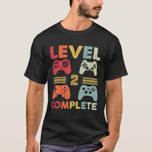 Camiseta Segundo Vintage Nível Completamente Engraçado 2 An (Frente)