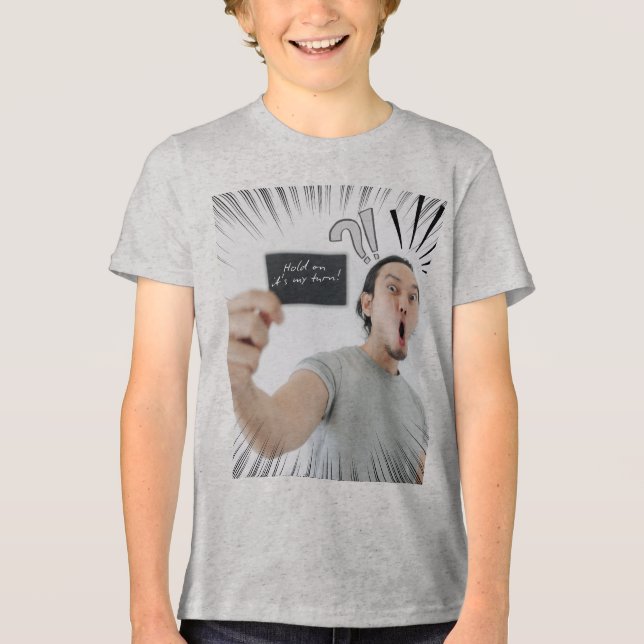 Camiseta Segure! É Minha Vez! – Design de Expressão Cômica (Frente)