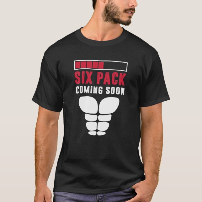 Camiseta Seis Pacotes Chegando Em Breve, Presentes De Corpo (Frente)