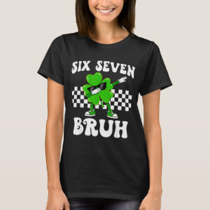 Camiseta Seis sete 67 meme legal dia de São Patrício menino