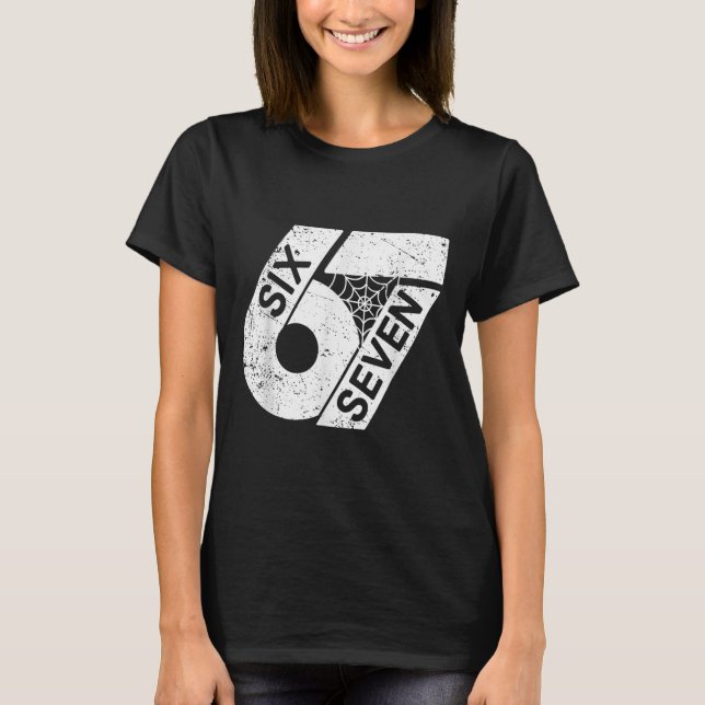 Camiseta Seis Sete 6 7 Meme 6 7 Fantasia de Halloween  (Frente)