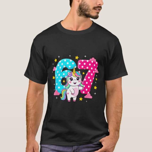 Camiseta Seis Sete Bruh Dabbing Unicórnio 6 7 Meme 7º Anive (Frente)