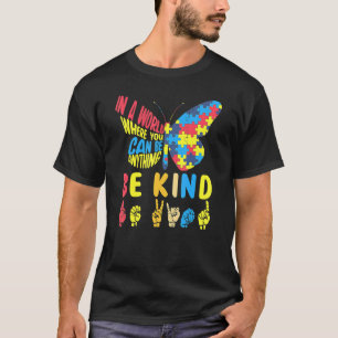 Camiseta Seja gentil com o sinal de Quebra-cabeça falando s